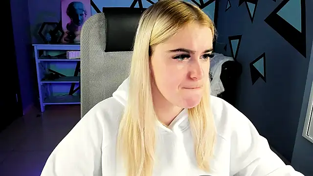 Stef Nicks online show from 11/09/25, 09:07