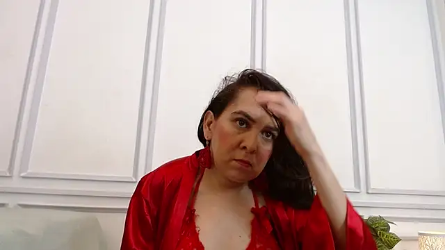 MiiaLane online show from 03/06/26, 12:12