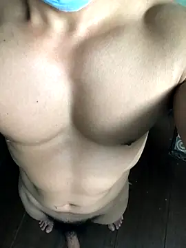 Huynh-duc-huy online show from 11/27/25, 04:42