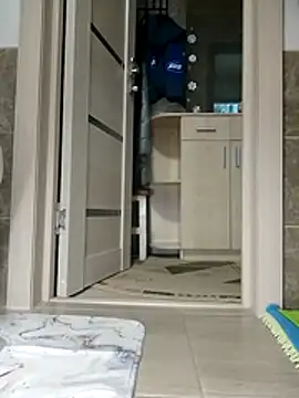 N i k o l a u online show from 03/21/26, 09:25