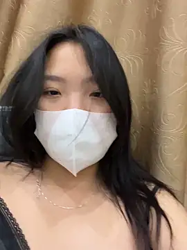 Thuylinh05 online show from 09/25/25, 05:49