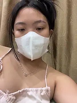 Thuylinh05 online show from 10/20/25, 10:49