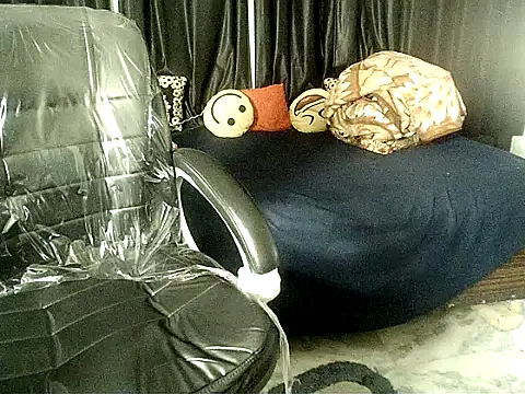 Anaconda-Mall online show from 12/14/25, 08:02