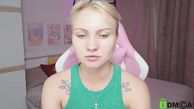Cameronlovely  online show from 09/10/25, 07:52