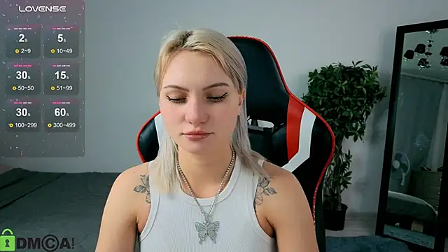 Cameronlovely  online show from 09/30/25, 08:41