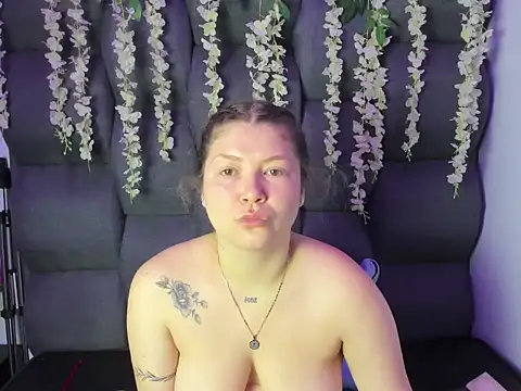 JuliettaRousse69 online show from 02/04/26, 01:50