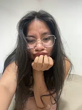 Snapshot of johanageminis chatting on 11/05/25, 12:54 johanageminis online show from 11/05/25, 12:54