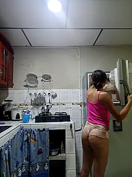 Celestee rain online show from 09/25/25, 11:19