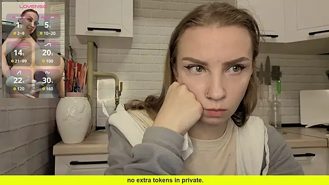 Snapshot of Edena_ chatting on 04/25/26, 10:40 Edena online show from 04/25/26, 10:40