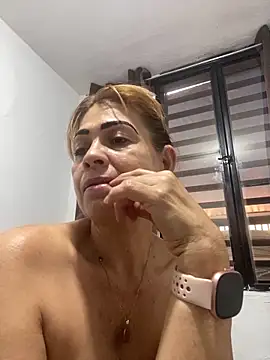 Sexysquirtmommy online show from 05/09/26, 10:04