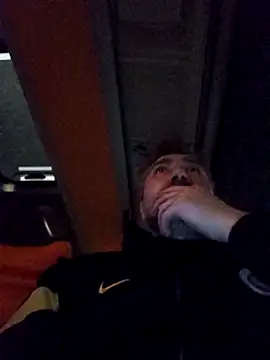 mert0359 online show from 04/17/26, 09:29