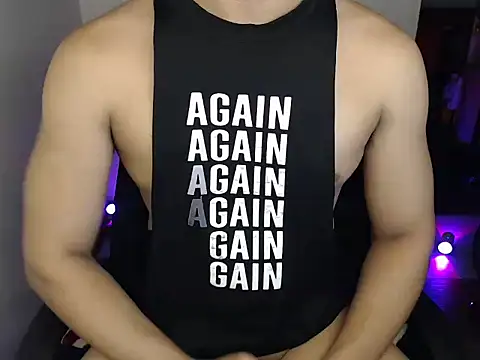 Snapshot of Hot_Muscle69 chatting on 07/11/26, 12:35 Hot Muscle69 online show from 07/11/26, 12:35