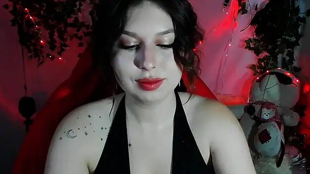 Snapshot of ChloeRicc chatting on 05/24/26, 11:48 ChloeRicc online show from 05/24/26, 11:48