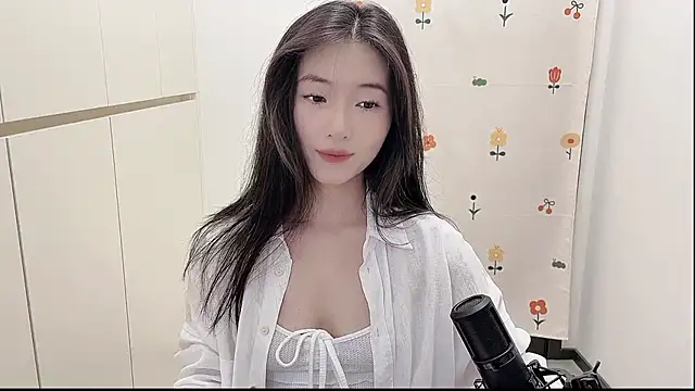 Rosalind xixi online show from 09/23/25, 08:39