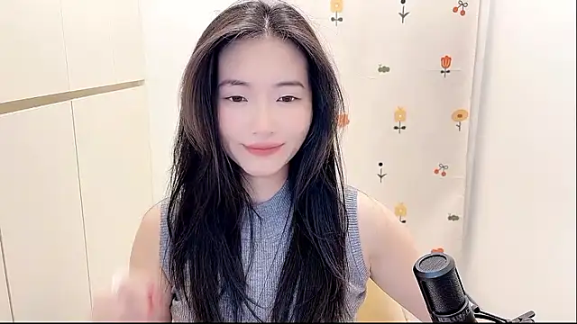 Rosalind xixi online show from 10/10/25, 07:51