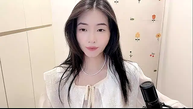 Rosalind xixi online show from 10/13/25, 08:47