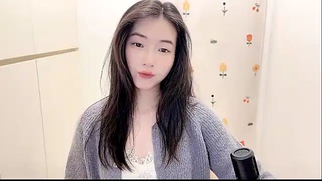 Rosalind xixi online show from 10/15/25, 06:02