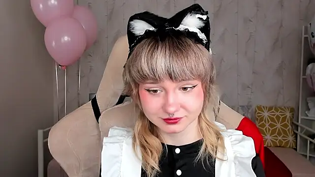 Tori Cutie online show from 04/04/26, 12:09