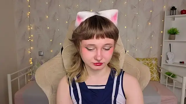 Tori Cutie online show from 04/28/26, 12:09