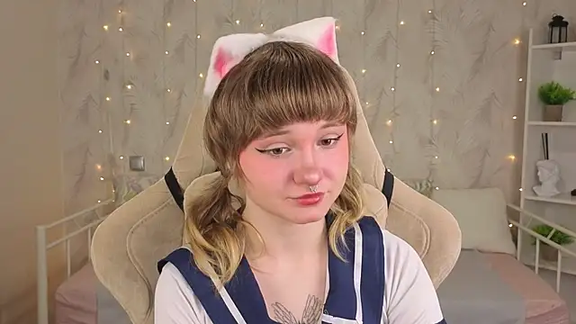 Tori Cutie online show from 05/28/26, 12:08