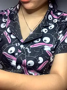 Nguyenha11 online show from 11/02/25, 09:00