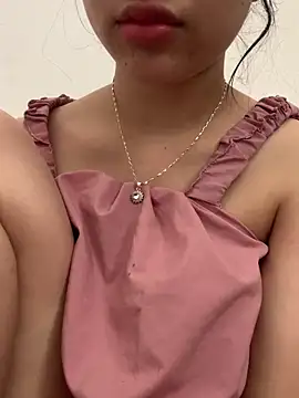 Nguyenha11 online show from 03/19/26, 06:06