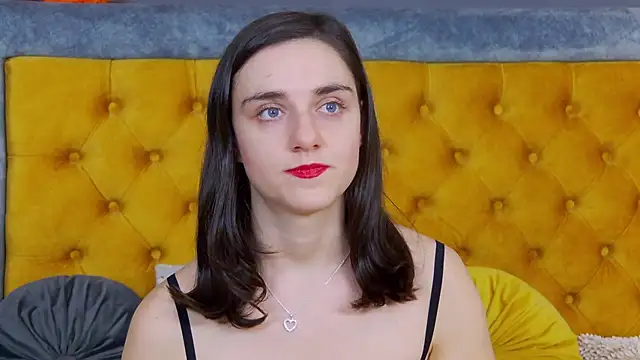 Jessica White  online show from 11/20/25, 04:01