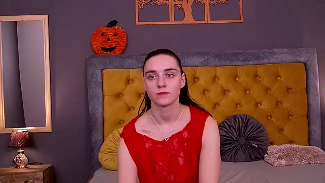 Jessica White  online show from 12/02/25, 03:56