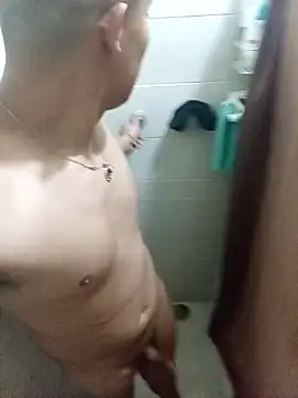 Tupapasiitooo online show from 04/06/26, 05:19