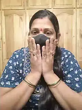 Snapshot of sutari84 chatting on 07/15/26, 03:28 sutari84 online show from 07/15/26, 03:28
