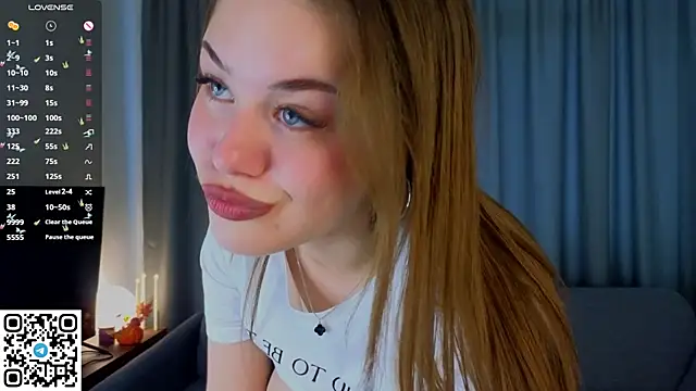 KristiGroune online show from 10/11/25, 06:12