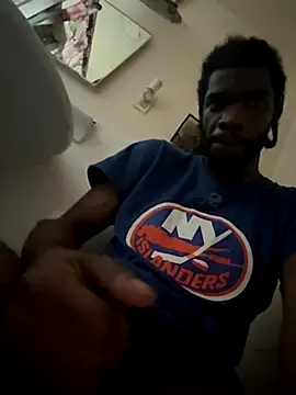 Snapshot of BigBDMari chatting on 09/24/25, 10:13 BigBDMari online show from 09/24/25, 10:13