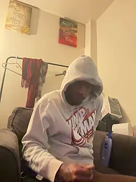 Snapshot of BigBDMari chatting on 02/08/26, 05:05 BigBDMari online show from 02/08/26, 05:05