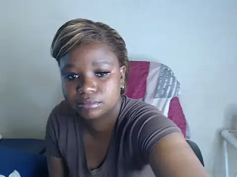 Snapshot of Sexyduck-Zodan chatting on 10/12/25, 10:36 Sexyduck-Zodan online show from 10/12/25, 10:36