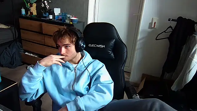 Rudi2007Eye online show from 02/10/26, 11:14