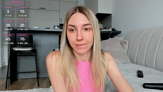 Sunny Rina  online show from 02/05/26, 09:03