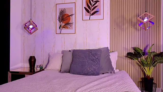 Ayleen Dunkan online show from 09/10/25, 12:05