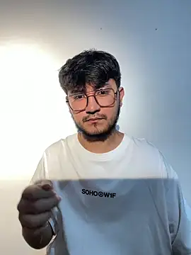 Snapshot of DanteRushh chatting on 03/06/26, 08:27 DanteRushh online show from 03/06/26, 08:27