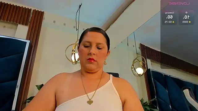 KikaDuque online show from 11/29/25, 07:17