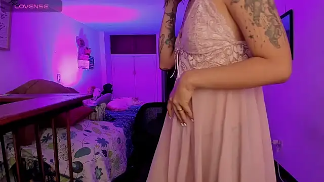 atenea dragon   online show from 11/06/25, 08:43