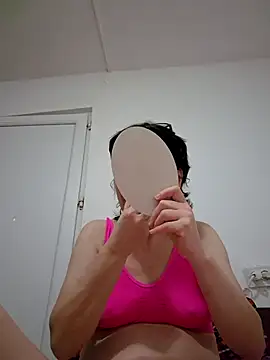 Vera Elle online show from 03/03/26, 05:41