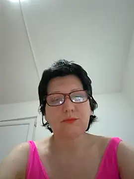 Snapshot of Vera_Elle chatting on 05/04/26, 06:37 Vera Elle online show from 05/04/26, 06:37