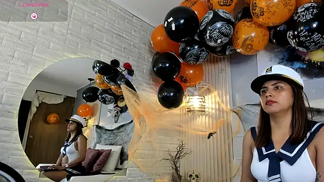 scarletbaker  online show from 10/23/25, 06:39