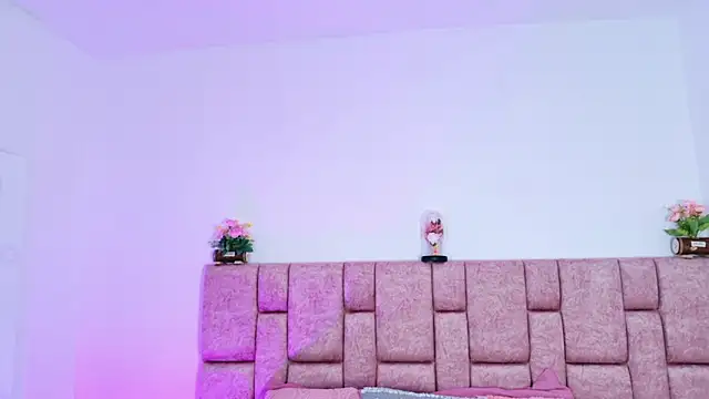 Snapshot of ScarlettLuxe chatting on 11/13/25, 12:37 ScarlettLuxe online show from 11/13/25, 12:37