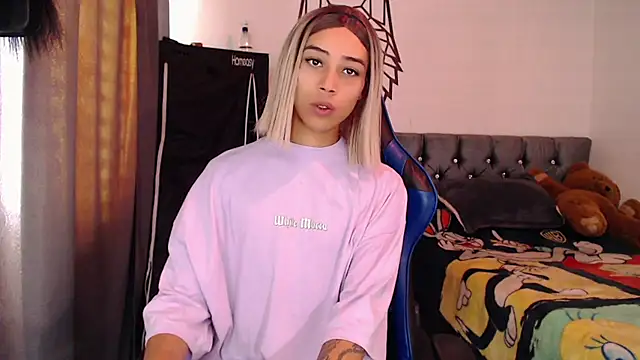 Sweet-Cris online show from 10/02/25, 02:13