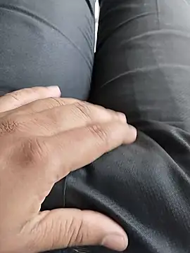 hunk28 6 online show from 10/20/25, 08:26