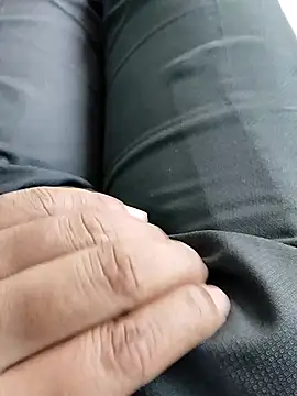 hunk28 6 online show from 11/01/25, 07:21