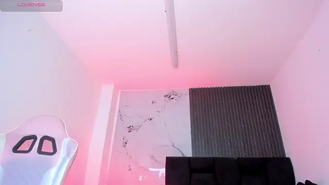 chloesagee online show from 04/09/26, 09:31