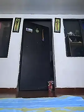 PerlaZultana online show from 10/01/25, 12:33