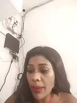 PerlaZultana online show from 11/19/25, 11:16